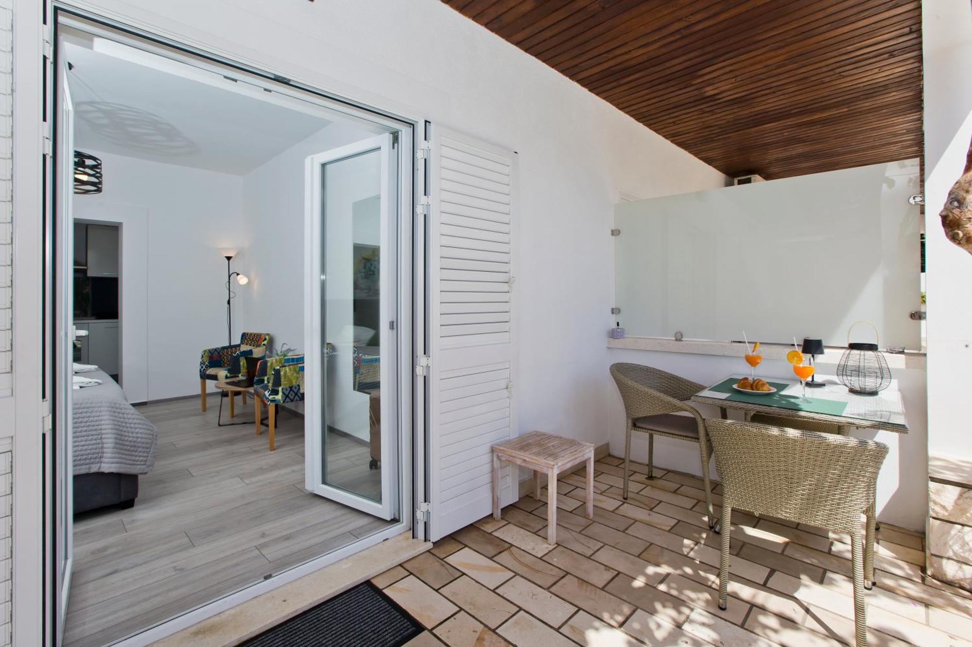 Apartments Juric Хвар Экстерьер фото