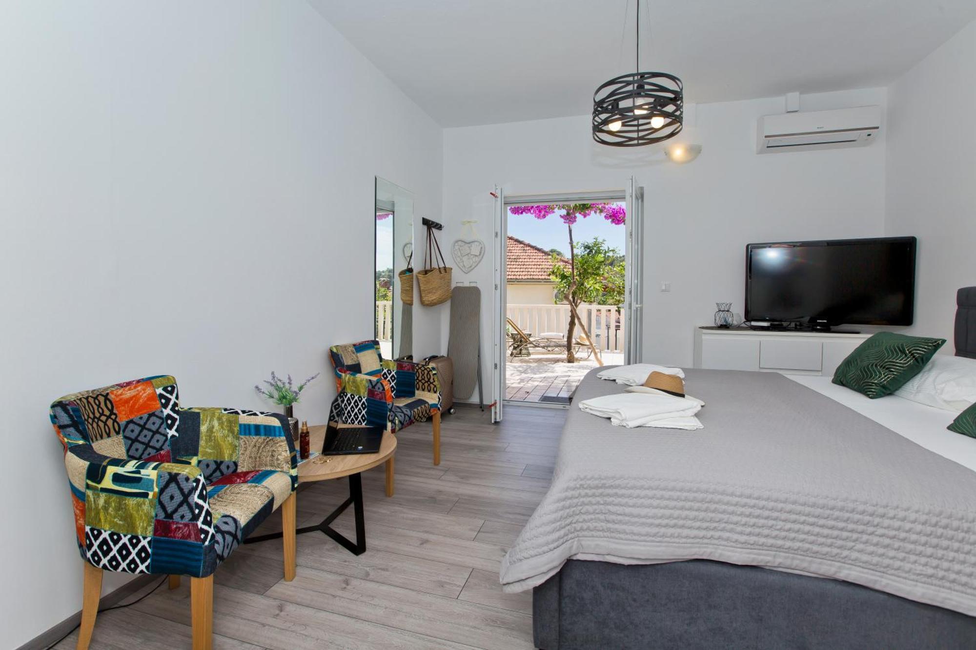 Apartments Juric Хвар Экстерьер фото