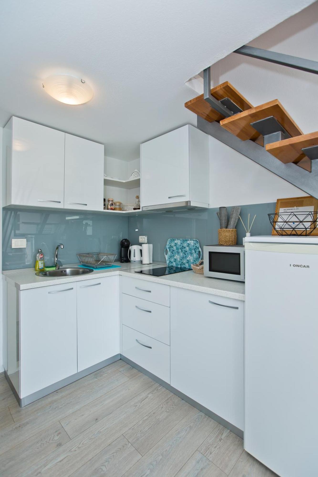 Apartments Juric Хвар Экстерьер фото
