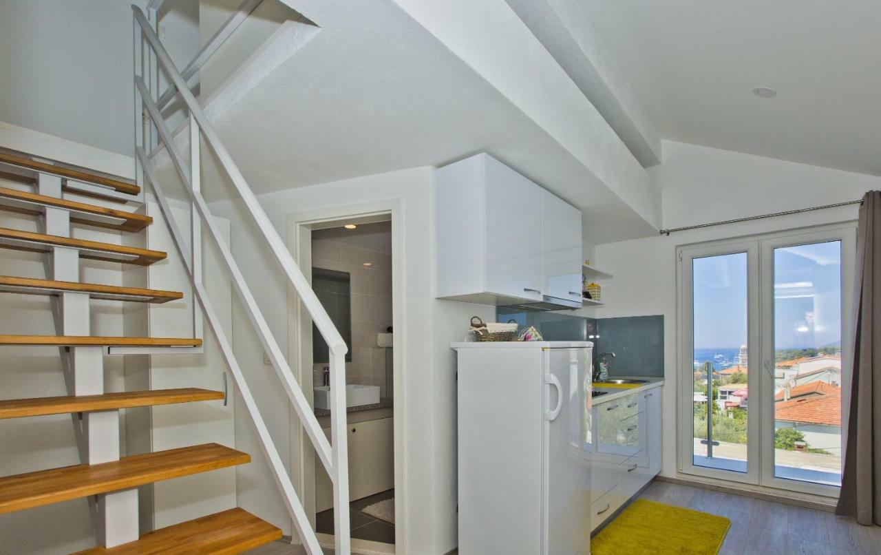 Apartments Juric Хвар Экстерьер фото